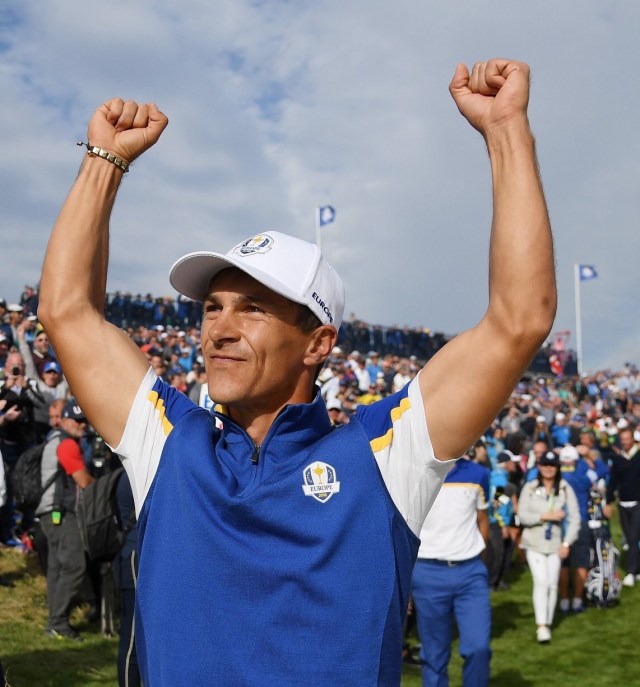 4FCBA095-B413-48F1-AC21-88B9C98A71A2