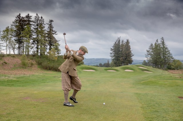 3AE753F5-FF0C-40DC-B826-7419341EBFEF