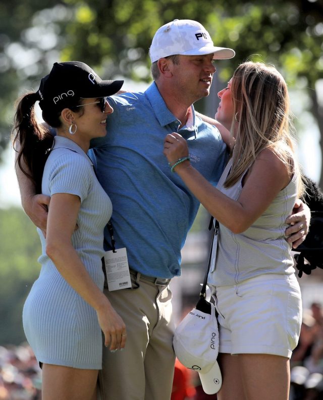 824C5D36-4C9F-45B4-AAC9-DECB1C5A0AD3